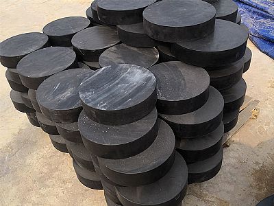 袁州区板式橡胶支座由若干层橡胶片与薄钢板经加压硫化
